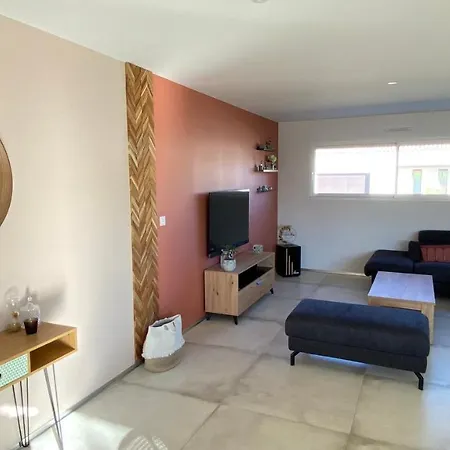 Quarto em Acomodações Particulares Calme 10 Min Du Centre Ville *